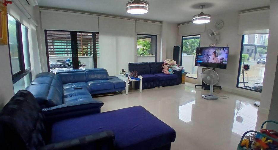 Haus zur Miete mit 4 Zimmer in Khan Na Yao, Bangkok