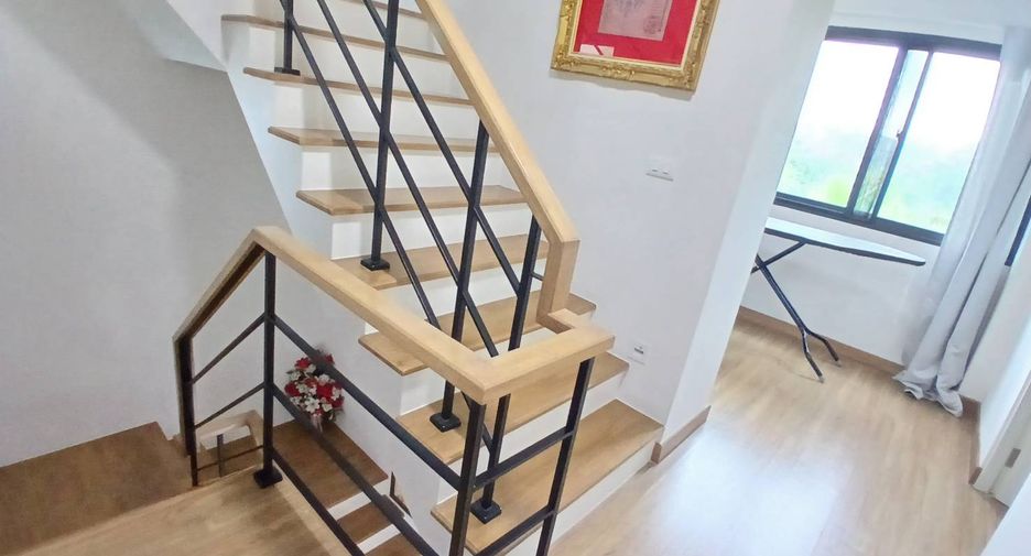 Haus zur Miete mit 4 Zimmer in Khan Na Yao, Bangkok