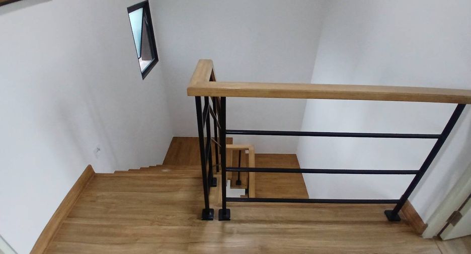 Haus zur Miete mit 4 Zimmer in Khan Na Yao, Bangkok
