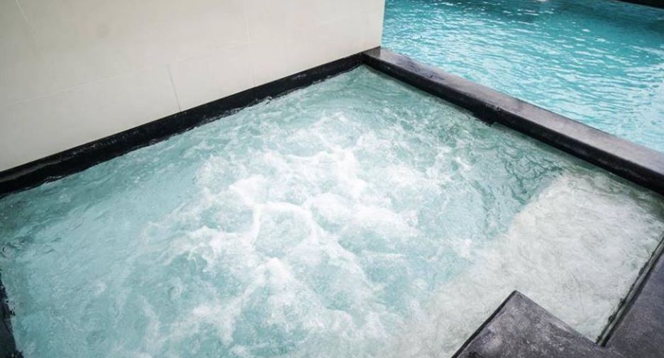 Haus zur Miete mit 4 Zimmer in Khan Na Yao, Bangkok