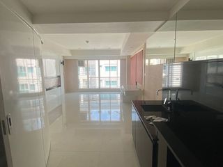 Condo en venta de 6 habitaciones en Prawet, Bangkok