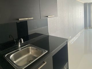Condo en venta de 6 habitaciones en Prawet, Bangkok