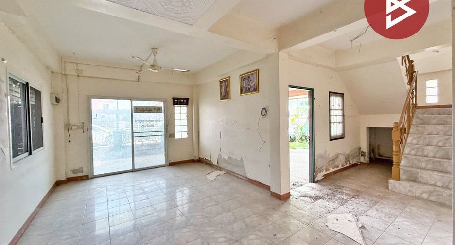 Casa en venta de 4 habitaciones en Lat Krabang, Bangkok