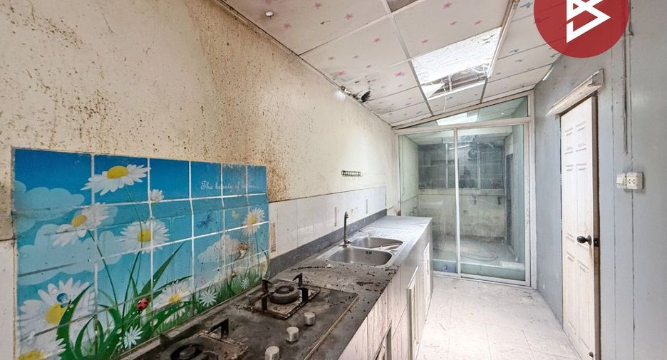 Casa en venta de 4 habitaciones en Lat Krabang, Bangkok