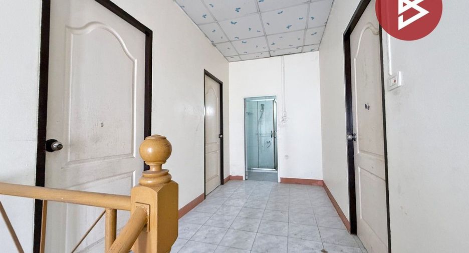 Casa en venta de 4 habitaciones en Lat Krabang, Bangkok