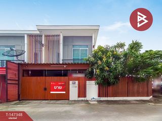 Casa adosada en venta de 3 habitaciones en Bang Sao Thong, Samut Prakan