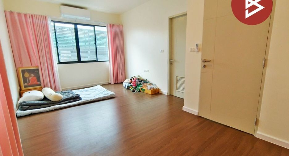 À vendre 3 chambres maison de ville à Bang Bua Thong, Nonthaburi