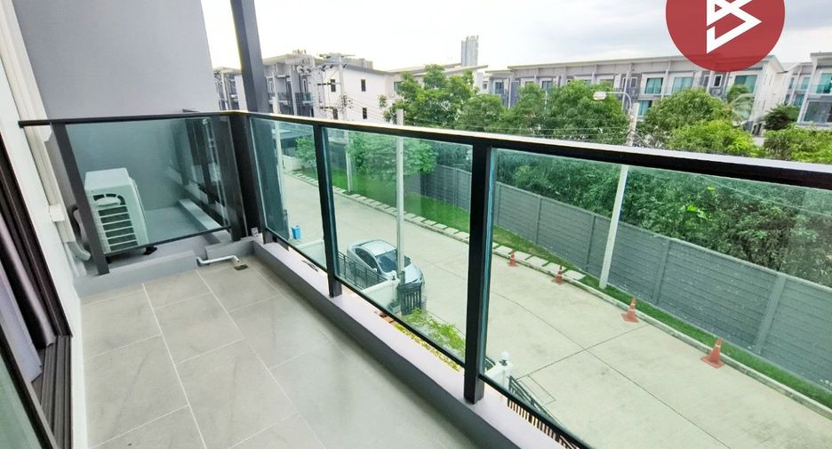 À vendre 3 chambres maison de ville à Bang Bua Thong, Nonthaburi