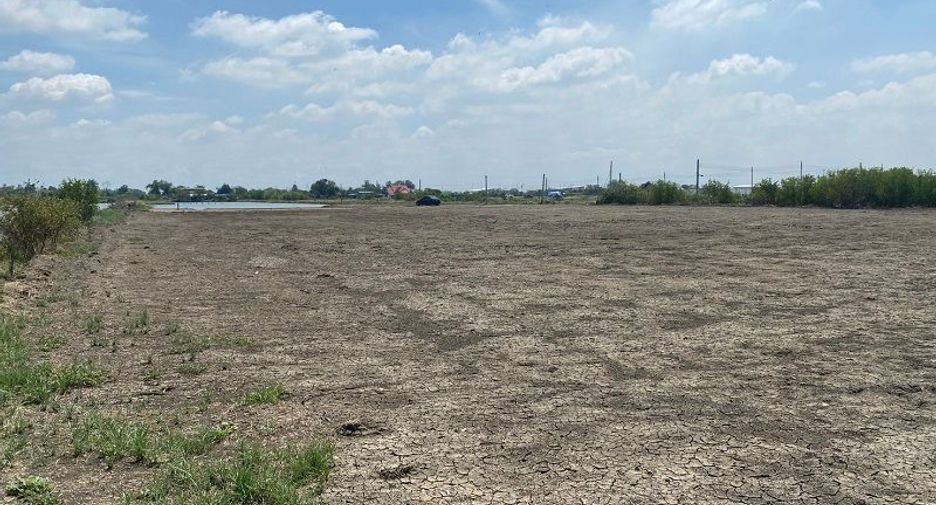 Продажа Участок в Phra Samut Chedi, Самутпракан
