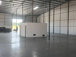 Almacén en alquiler de 1 habitaciones en Si Racha, Chonburi