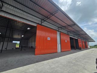 Almacén en alquiler de 1 habitaciones en Si Racha, Chonburi