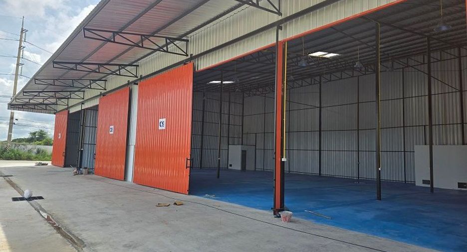 Almacén en alquiler de 1 habitaciones en Si Racha, Chonburi