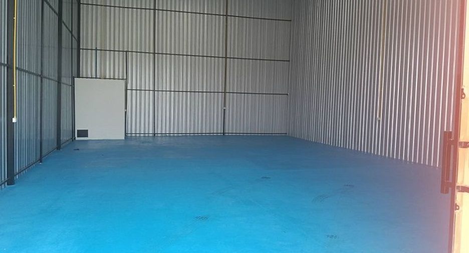 Almacén en alquiler de 1 habitaciones en Si Racha, Chonburi