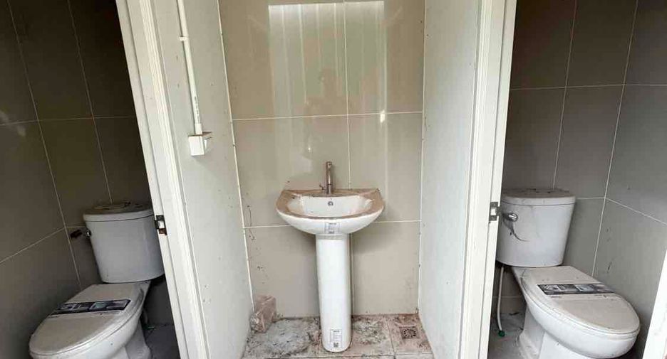 For sale 5 bedrooms office in Mueang Nong Khai, Nong Khai