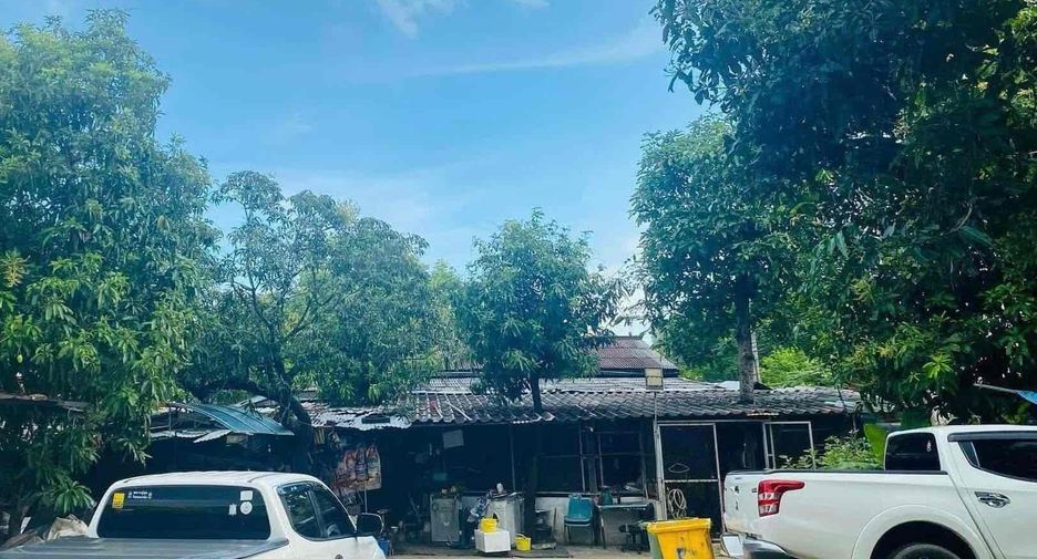 For sale land in Sathon, Bangkok