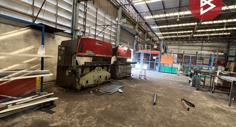 For sale warehouse in Ban Bueng, Chonburi