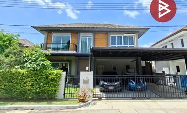 Casa en venta de 4 habitaciones en Sam Phran, Nakhon Pathom