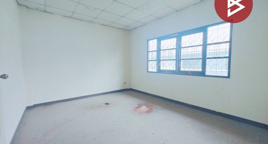 À vendre 4 chambres maison de ville à Mueang Samut Prakan, Samut Prakan
