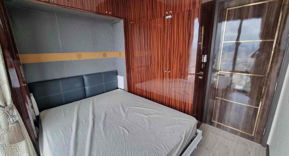 À vendre 2 chambres condo à Yan Nawa, Bangkok