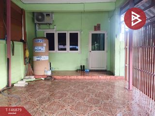 À vendre 2 chambres maison de ville à Mueang Samut Prakan, Samut Prakan