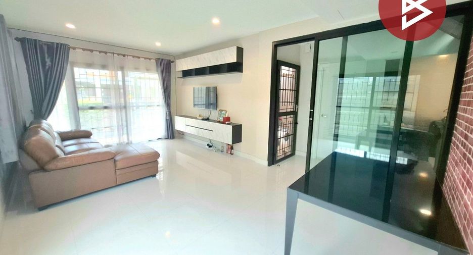 出售 3 卧室 独立屋 在 Bang Phli, Samut Prakan