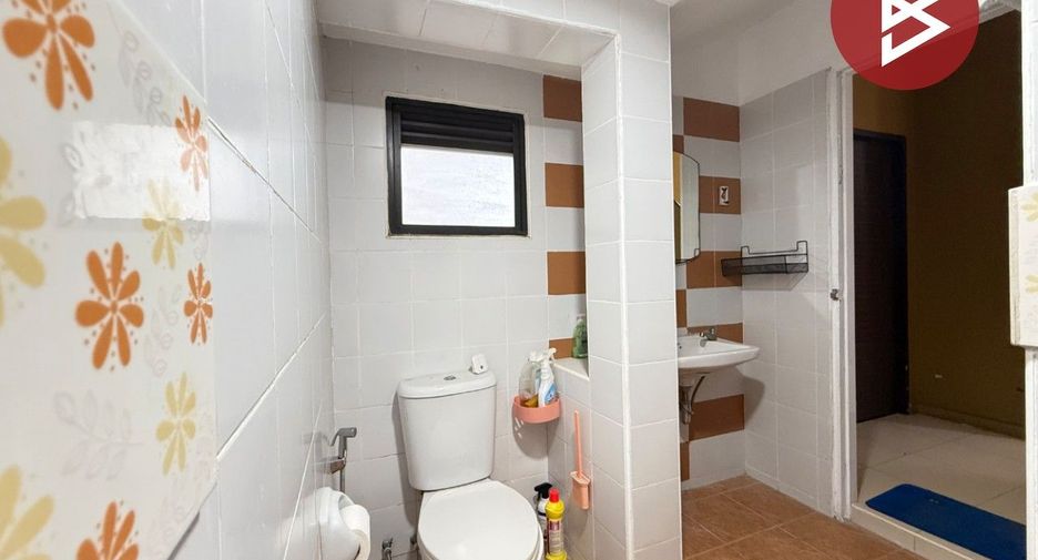 For sale 3 bedrooms house in Sam Phran, Nakhon Pathom