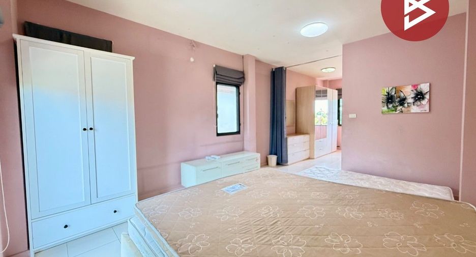For sale 3 bedrooms house in Sam Phran, Nakhon Pathom