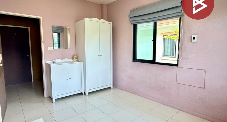 For sale 3 bedrooms house in Sam Phran, Nakhon Pathom