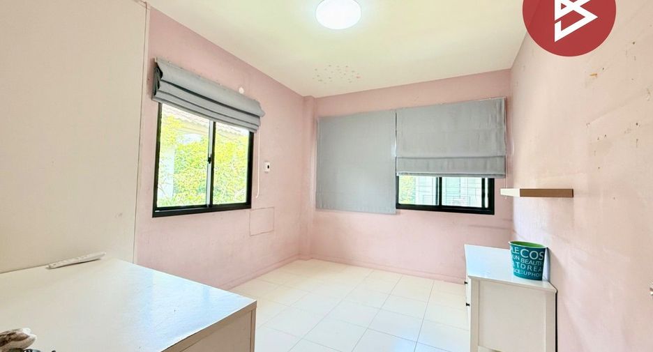 For sale 3 bedrooms house in Sam Phran, Nakhon Pathom