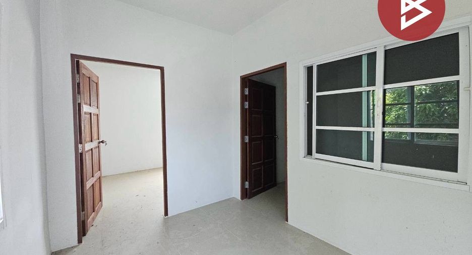 出售 3 卧室 联排别墅 在 Mueang Chon Buri, Chon Buri