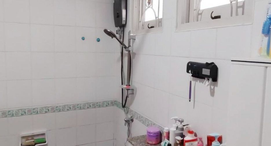 Продажа 3 спальни дом в Lam Luk Ka, Патумтани