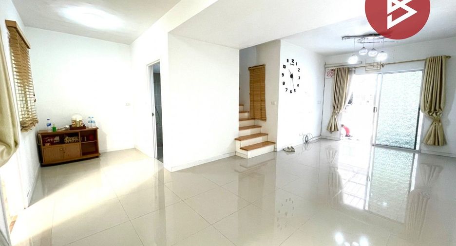À vendre 3 chambres maison de ville à Mueang Samut Prakan, Samut Prakan