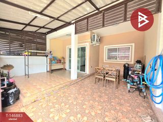 À vendre 2 chambres maison de ville à Si Racha, Chonburi