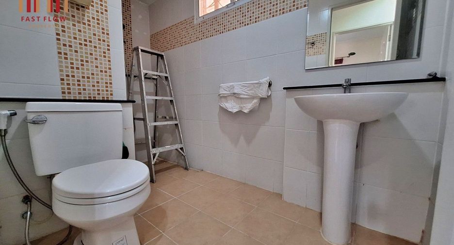 Haus zum Kauf mit 4 Zimmer in Mueang Samut Sakhon, Samut Sakhon