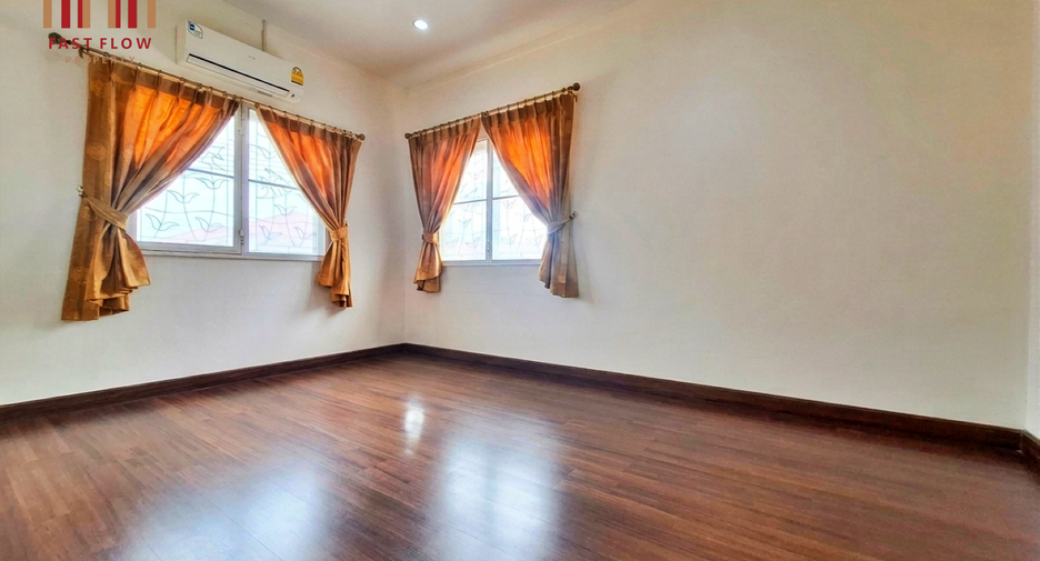 Haus zum Kauf mit 4 Zimmer in Mueang Samut Sakhon, Samut Sakhon