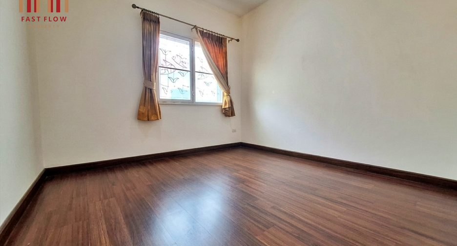 Haus zum Kauf mit 4 Zimmer in Mueang Samut Sakhon, Samut Sakhon