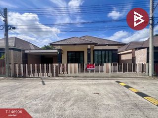 For sale 3 bedrooms house in Phan Thong, Chonburi