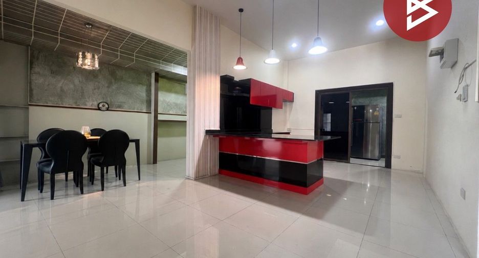 For sale 3 bedrooms house in Phan Thong, Chonburi