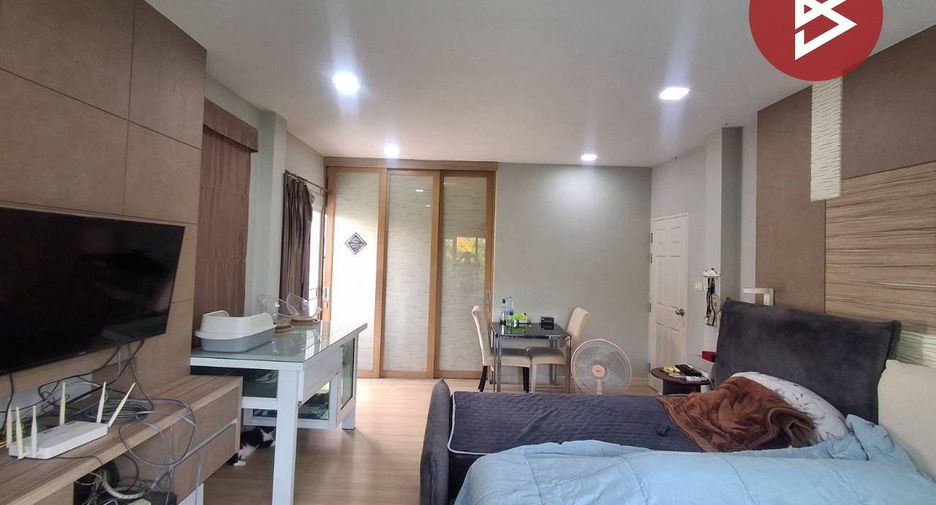 À vendre 4 chambres maison à Bang Bua Thong, Nonthaburi