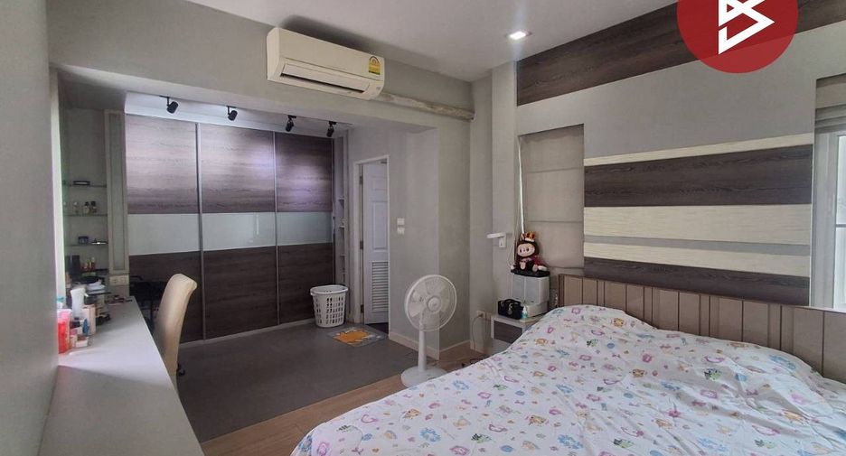 À vendre 4 chambres maison à Bang Bua Thong, Nonthaburi