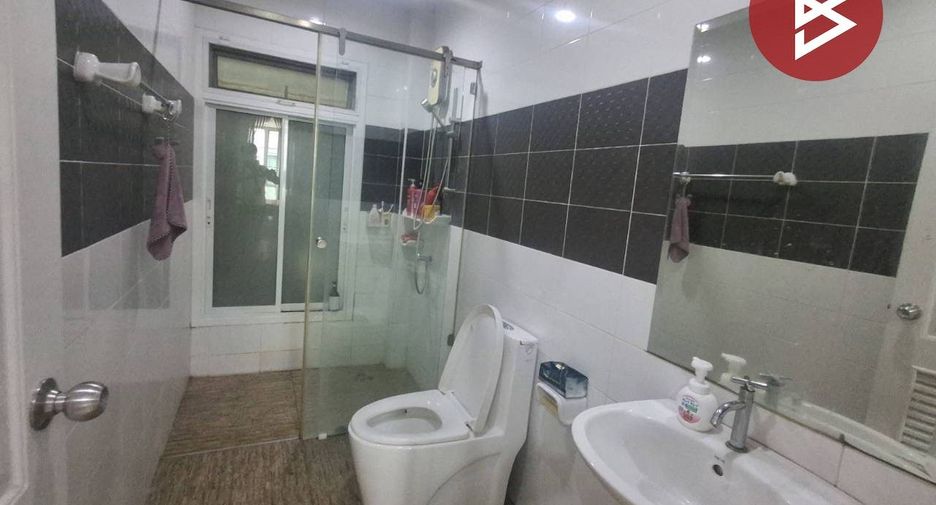 For sale 4 bedrooms house in Bang Bua Thong, Nonthaburi
