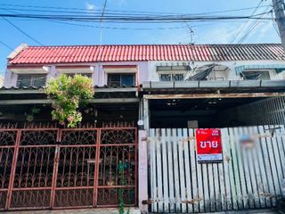 Reihenhaus zum Kauf mit 2 Zimmer in Bang Bua Thong, Nonthaburi