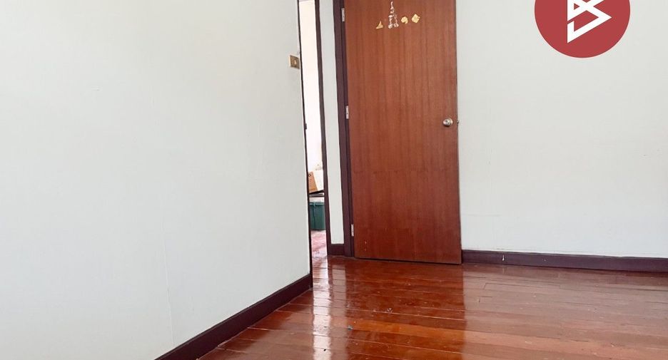 Reihenhaus zum Kauf mit 2 Zimmer in Bang Bua Thong, Nonthaburi