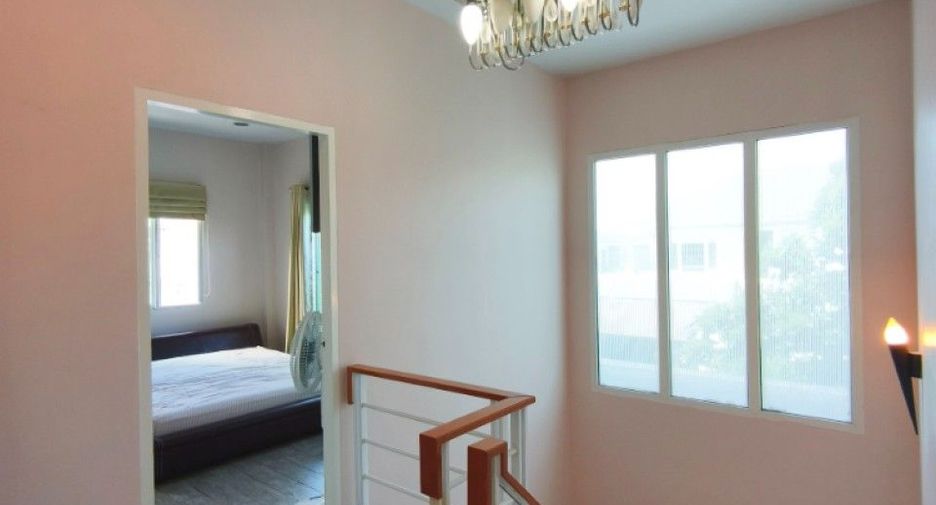 Casa en venta de 3 habitaciones en Bang Phli, Samut Prakan