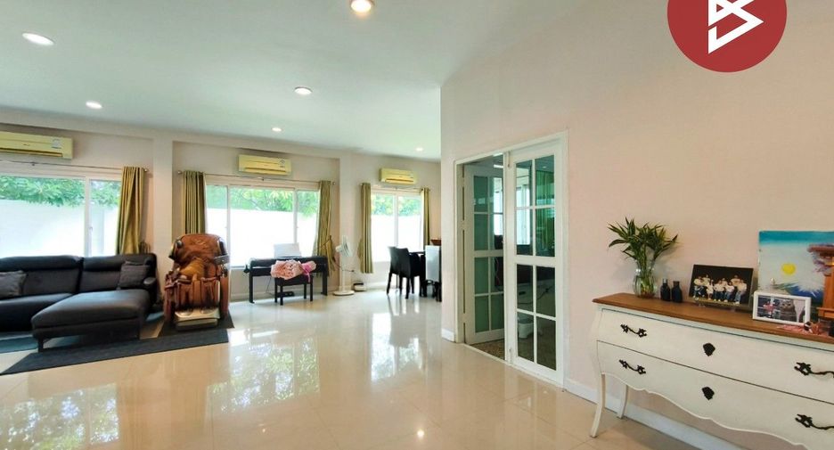 Casa en venta de 3 habitaciones en Bang Phli, Samut Prakan