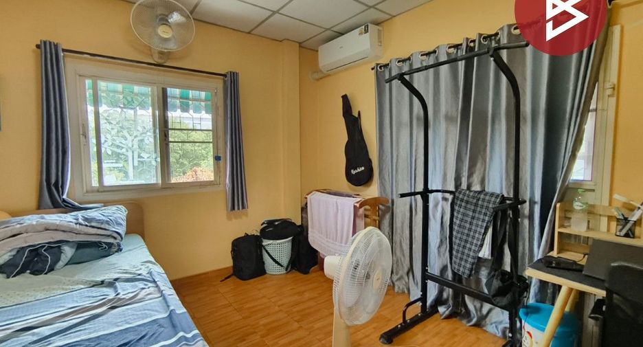 Продажа 2 спальни таунхаус в Mueang Samut Prakan, Самутпракан