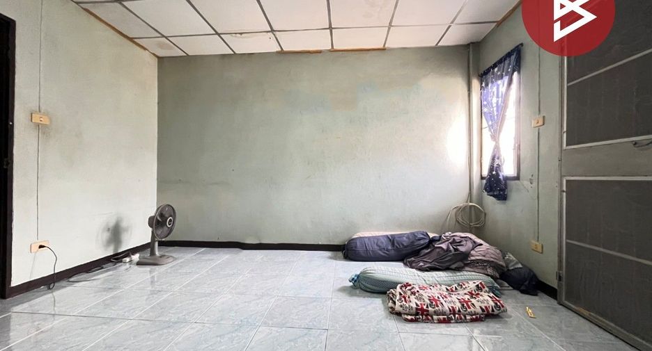Продажа 2 спальни таунхаус в Mueang Samut Prakan, Самутпракан