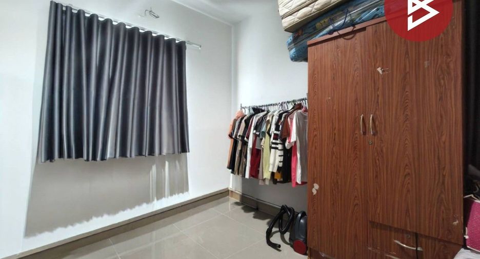For sale 3 bedrooms house in Phan Thong, Chonburi