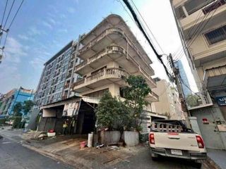 For sale 10 ベッドルーム retail Space in Khlong San, Bangkok