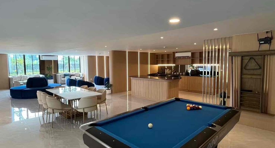 For sale 1 bed condo 